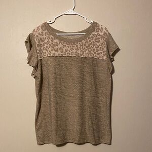 🍂🍁Leopard Print Beige Women's Top